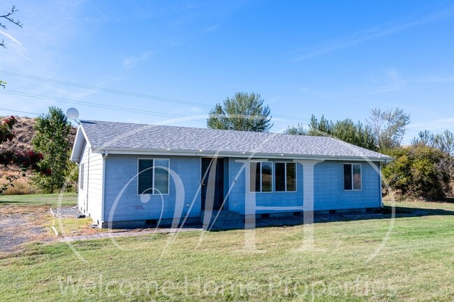 Building Photo - Peaceful Rural Living in Newly Remodeled 3 Bdrm Home