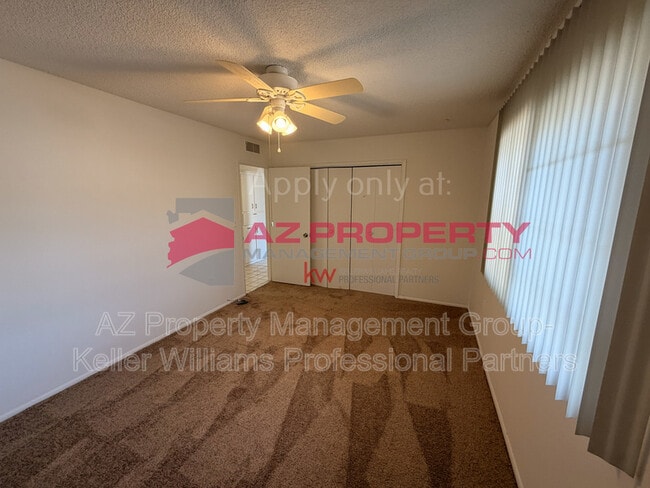 Building Photo - 10831 W Deanne Dr