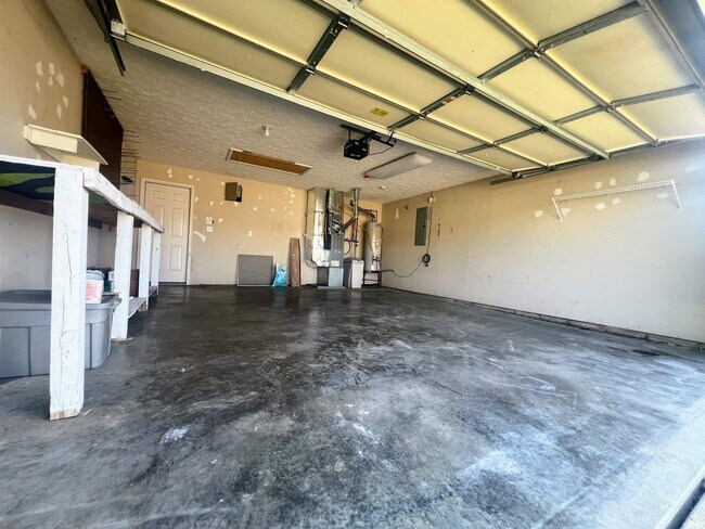 Building Photo - 2321 Winterset Dr