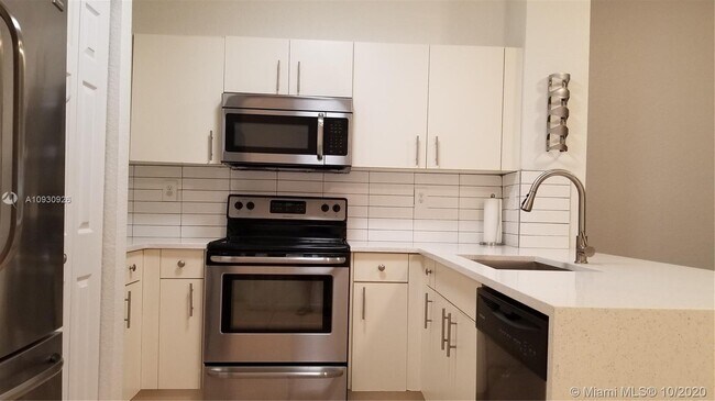 Building Photo - 5513 Monte Carlo Pl