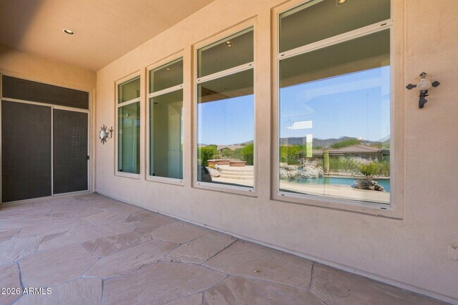 Building Photo - 9800 E Lofty Point Rd