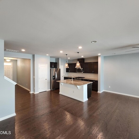 Building Photo - 1424 Southpoint Trl