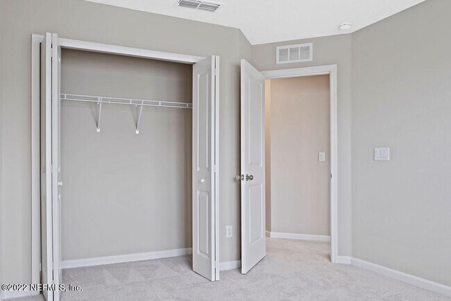 Building Photo - 12783 Josslyn Ln
