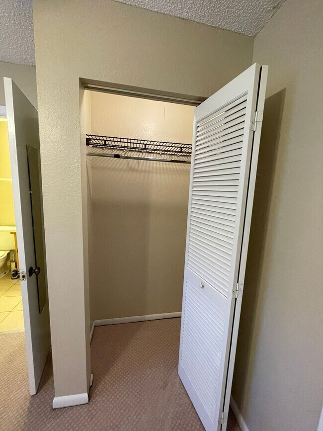 Building Photo - Townhome in Ormond Beach