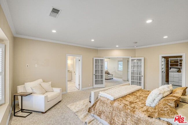 Building Photo - 3690 Crownridge Dr