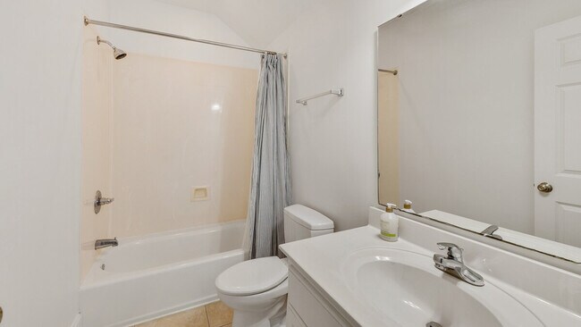 Building Photo - 94 Ballyhoo St