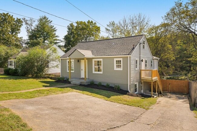 Building Photo - 1326 Ardee Ave