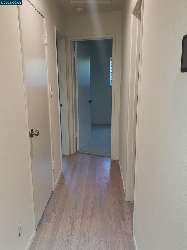 Building Photo - 44 Muth Dr