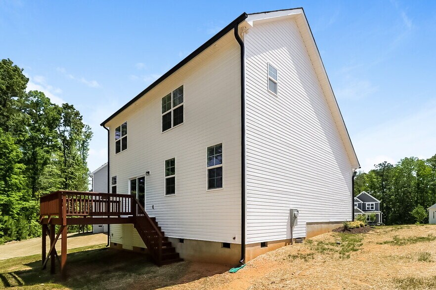 Building Photo - 355 Alcock Ln
