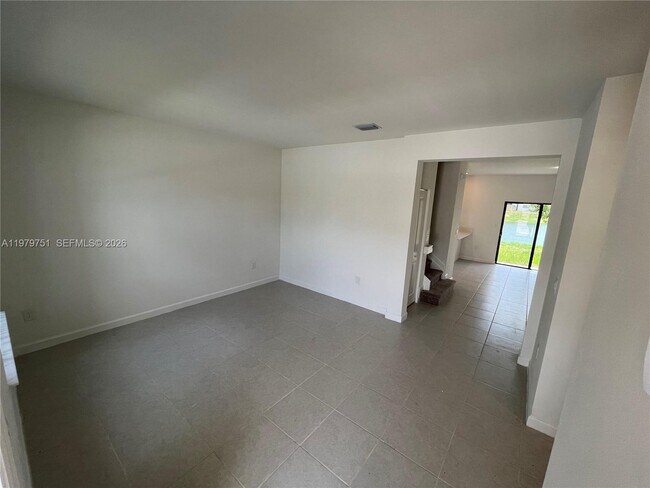 Building Photo - 9960 SW 228th Ln