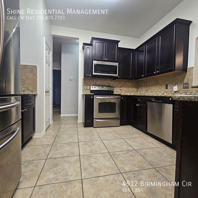 Building Photo - 4912 Birmingham Cir