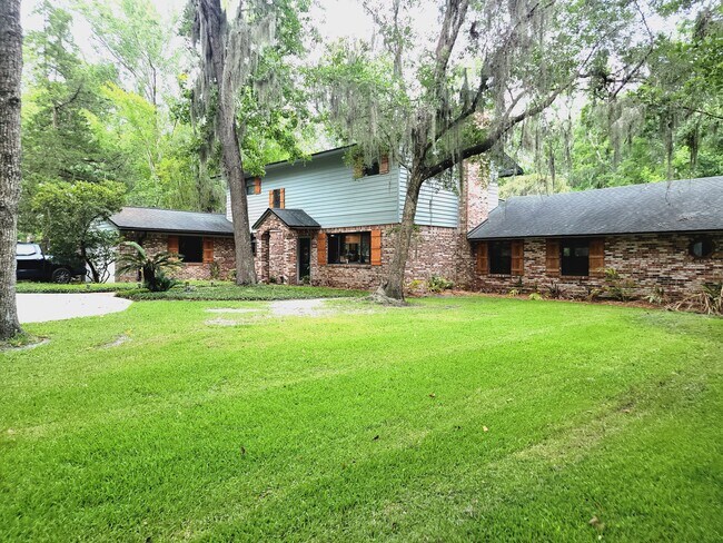 Building Photo - 12534 Flynn Rd