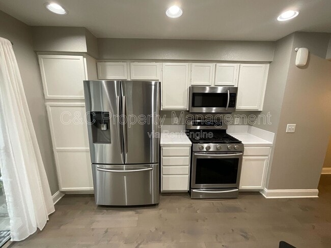 Building Photo - 6221 Barb Werner Ln