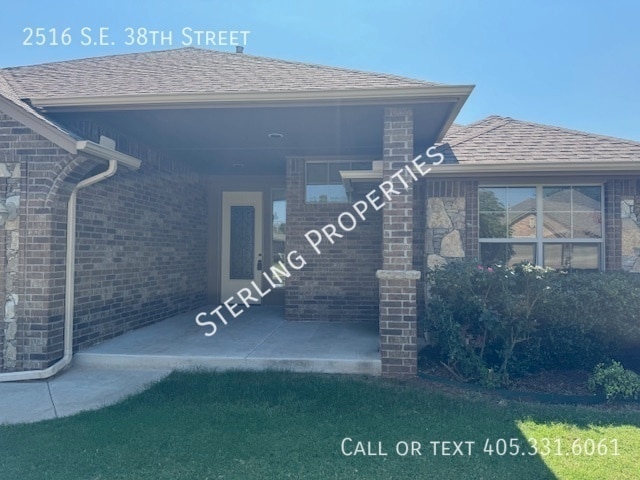Building Photo - 2516 SE 38th St