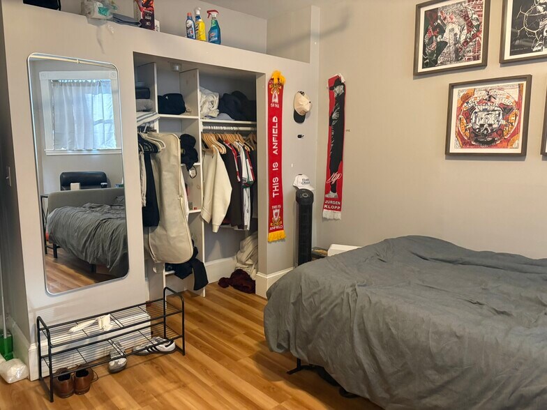 Building Photo - 1050 Commonwealth Ave