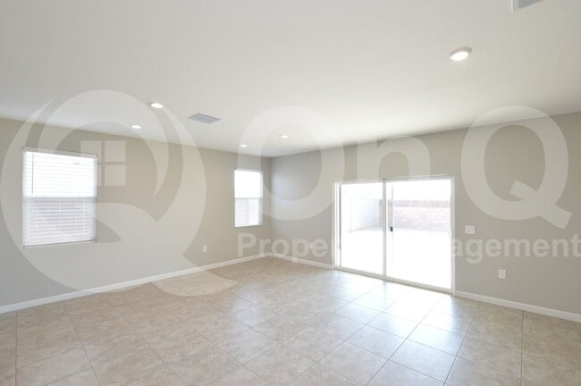 Building Photo - 36604 N Asturian Vly Wy