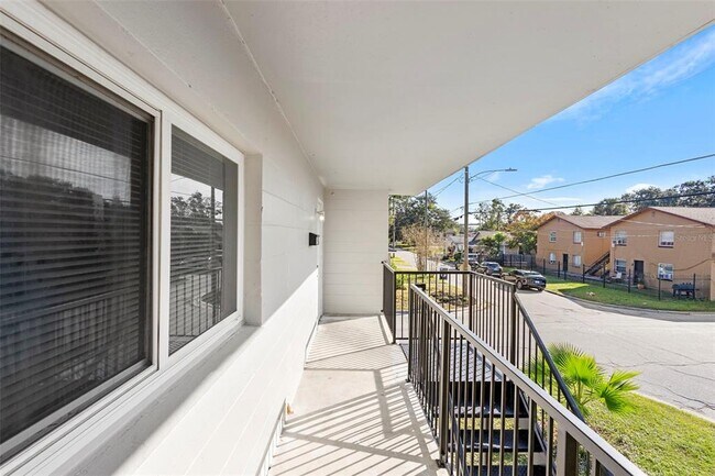 Building Photo - 901 Colyer St