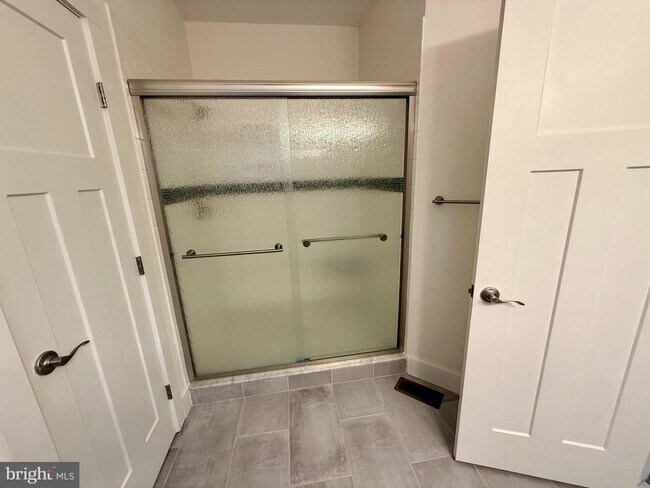 Building Photo - 61 Baybreeze Dr