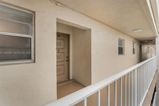 Building Photo - 7777 SW 86th St