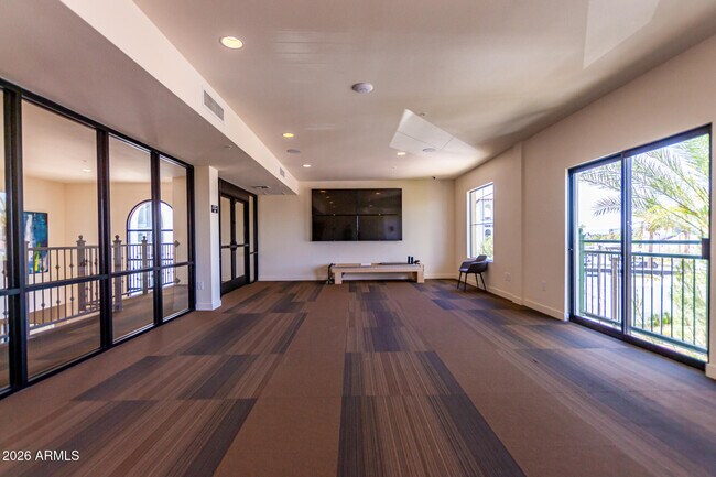 Building Photo - 2511 W Queen Creek Rd