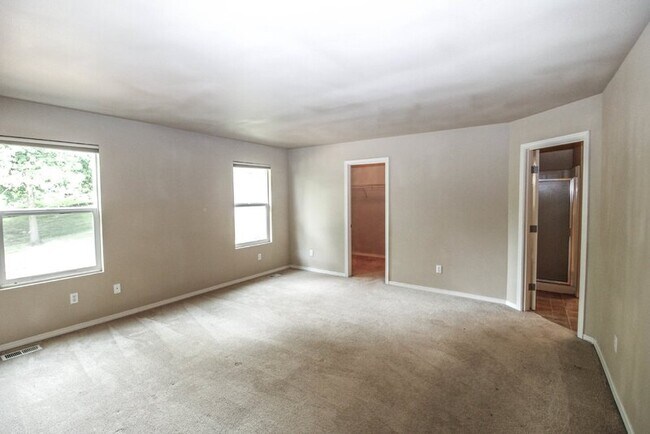 Building Photo - 4131 240th Place Southeast