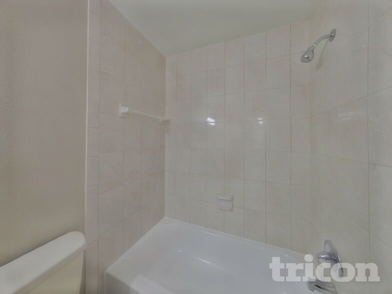 Building Photo - 13920 Citrus Pointe Dr