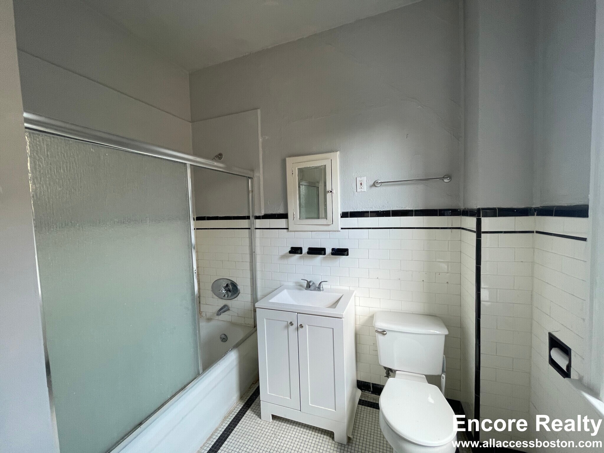 Building Photo - 11 Park St