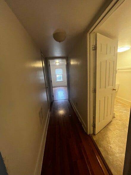 Building Photo - 727 Washington Ave