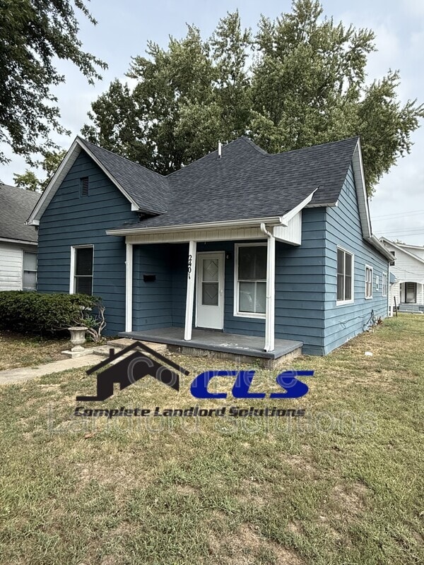 Primary Photo - 2401 Garfield Ave