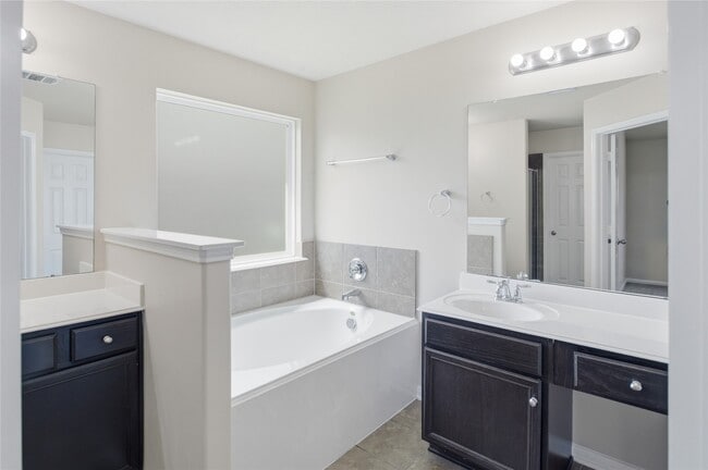 Building Photo - 15106 Winter Meadow Ct