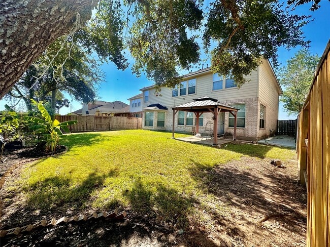 Building Photo - 2819 Lake Shore Harbour Dr