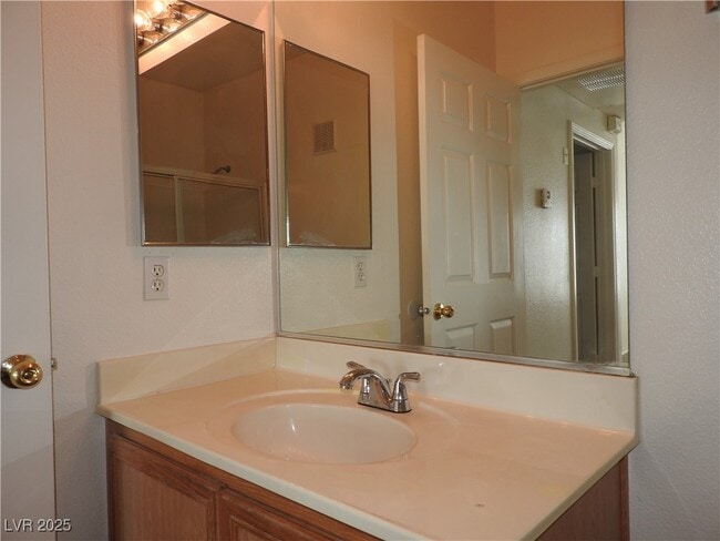 Building Photo - 9470 Peace Way