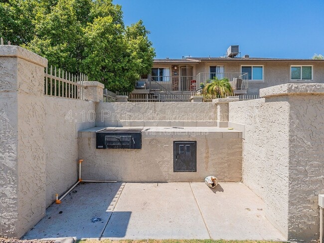 Building Photo - 1266 N 85th Pl