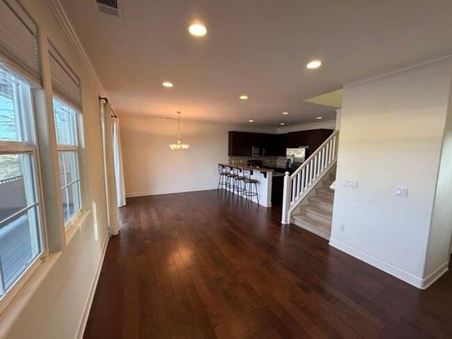 Building Photo - Beautiful home for rent in Atascadero