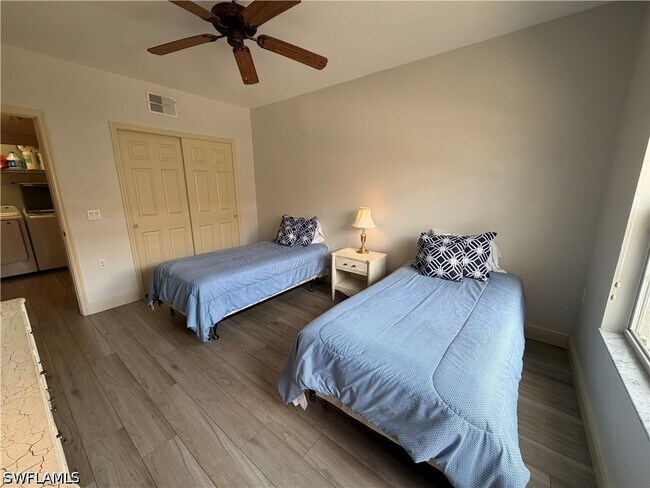 Building Photo - 3009 Driftwood Way