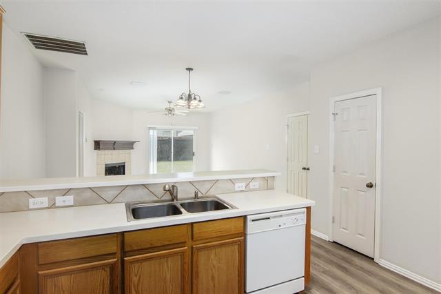 Building Photo - 14541 Little Anne Dr