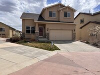Building Photo - 5567 Majestic Dr