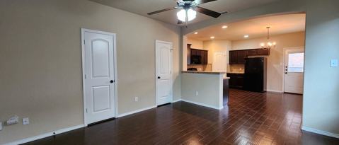 Building Photo - 1028 Brown Rock Dr
