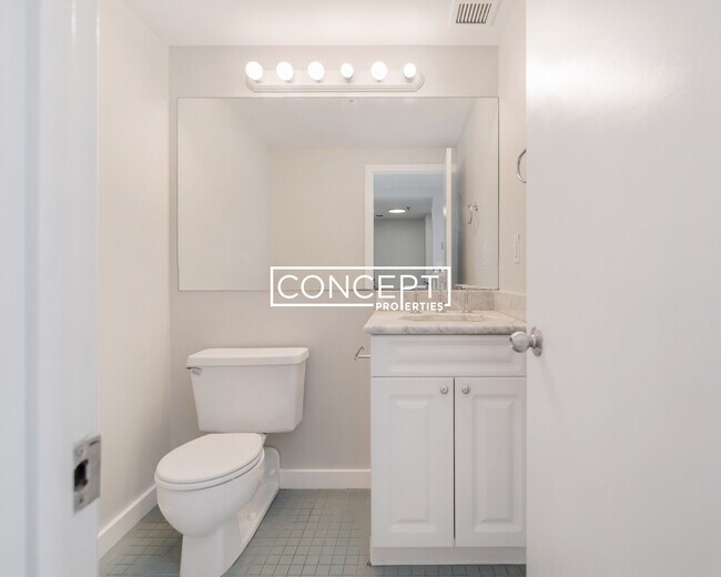 Building Photo - 15 N Beacon St