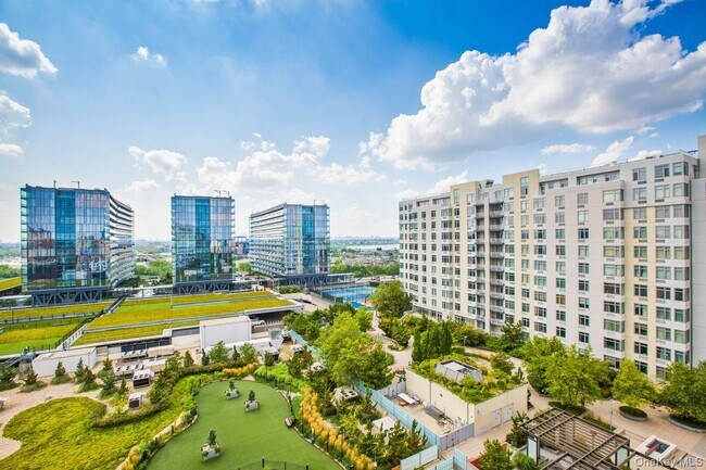 Building Photo - 40-22 College Point Blvd