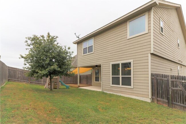 Building Photo - 121 Palestine Cove