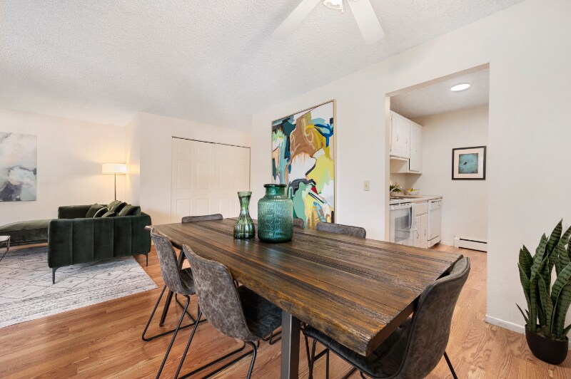 Building Photo - 3035 Oneal Pkwy