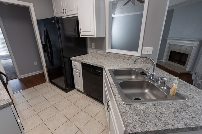 Building Photo - Home for rent in Taylor Ridge