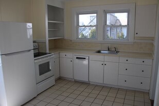 Building Photo - 7 Allen Ct