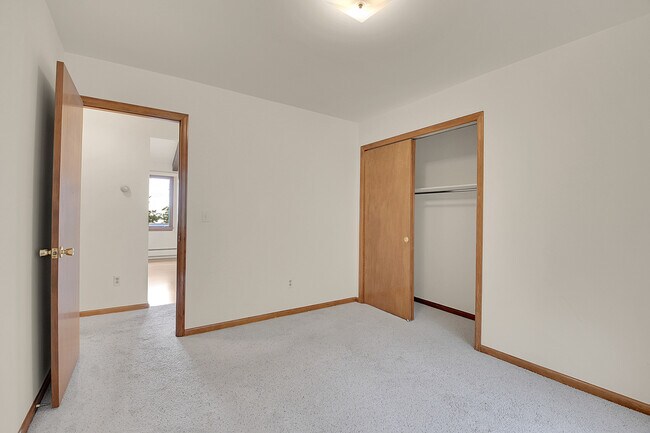 Building Photo - 8478 Jay Ln