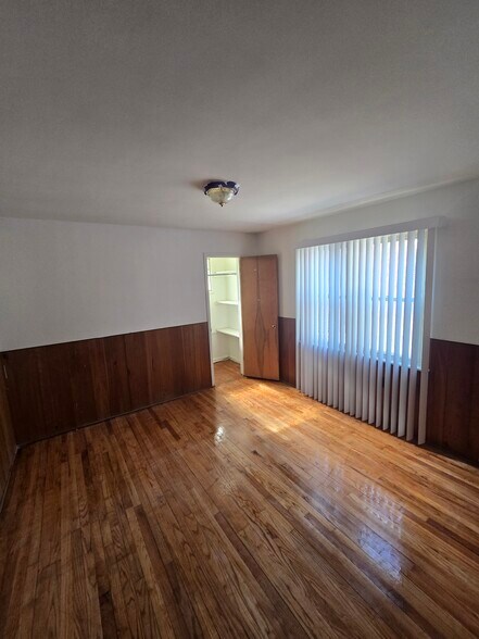 Building Photo - 14531 Minerva Ave