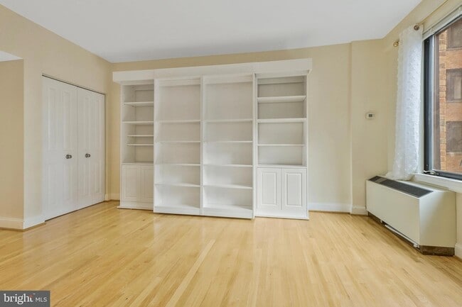 Building Photo - 1701 16th St NW