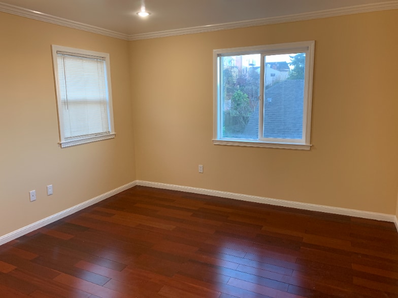 Building Photo - 600 Wesley Ave