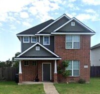 Building Photo - Beautiful 4 bedroom Home! Minutes from Texas A&M