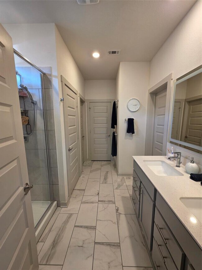 Building Photo - 8415 Linda Michelle Ln